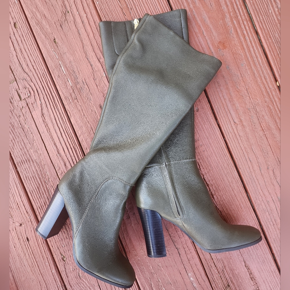 Olive Green Block Heeled Knee High Leather Boots - KENNETH COLE - Size 7